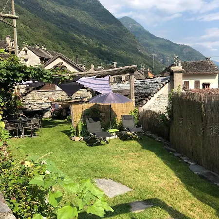 Osteria Morganti Bed & Breakfast Someo
